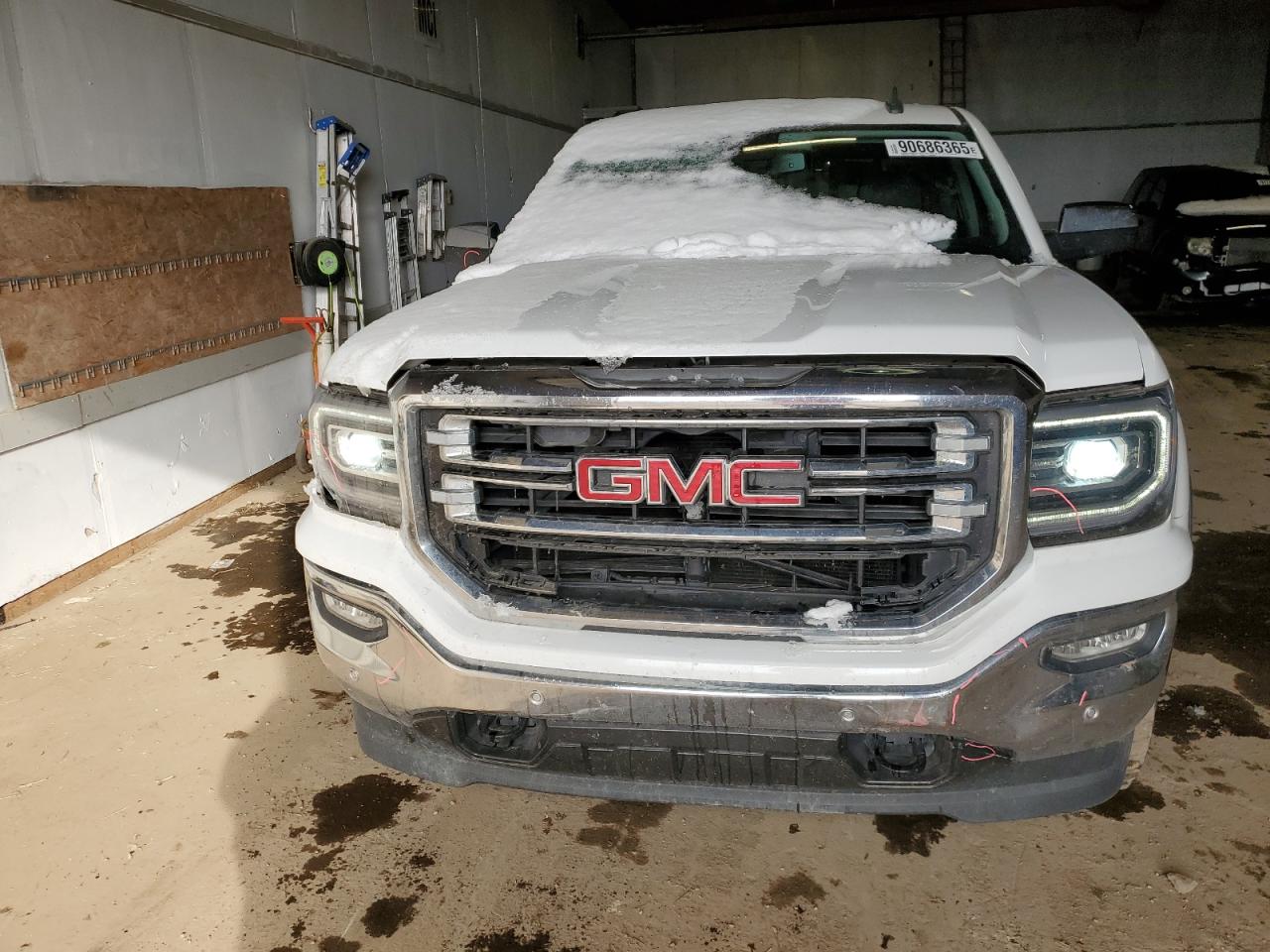 GMC SIERRA K1500 SLT