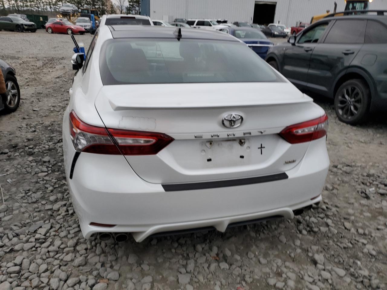 TOYOTA CAMRY XSE