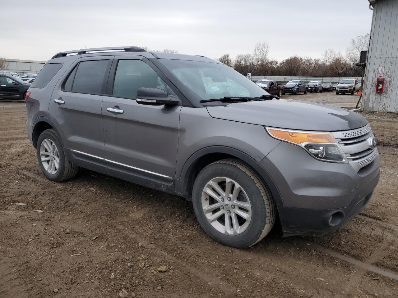 FORD EXPLORER XLT
