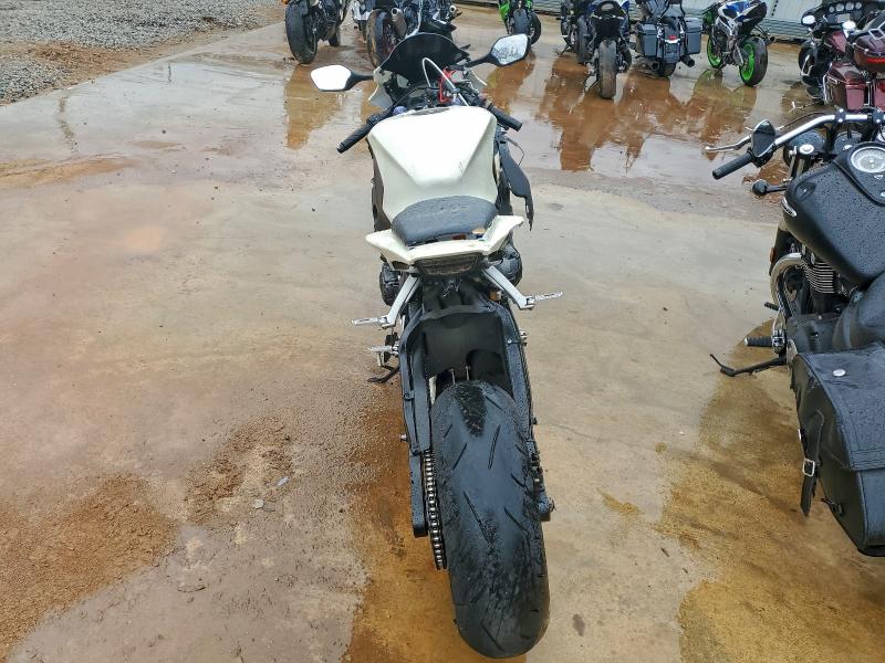 2012 HONDA CBR1000RR #3303989695