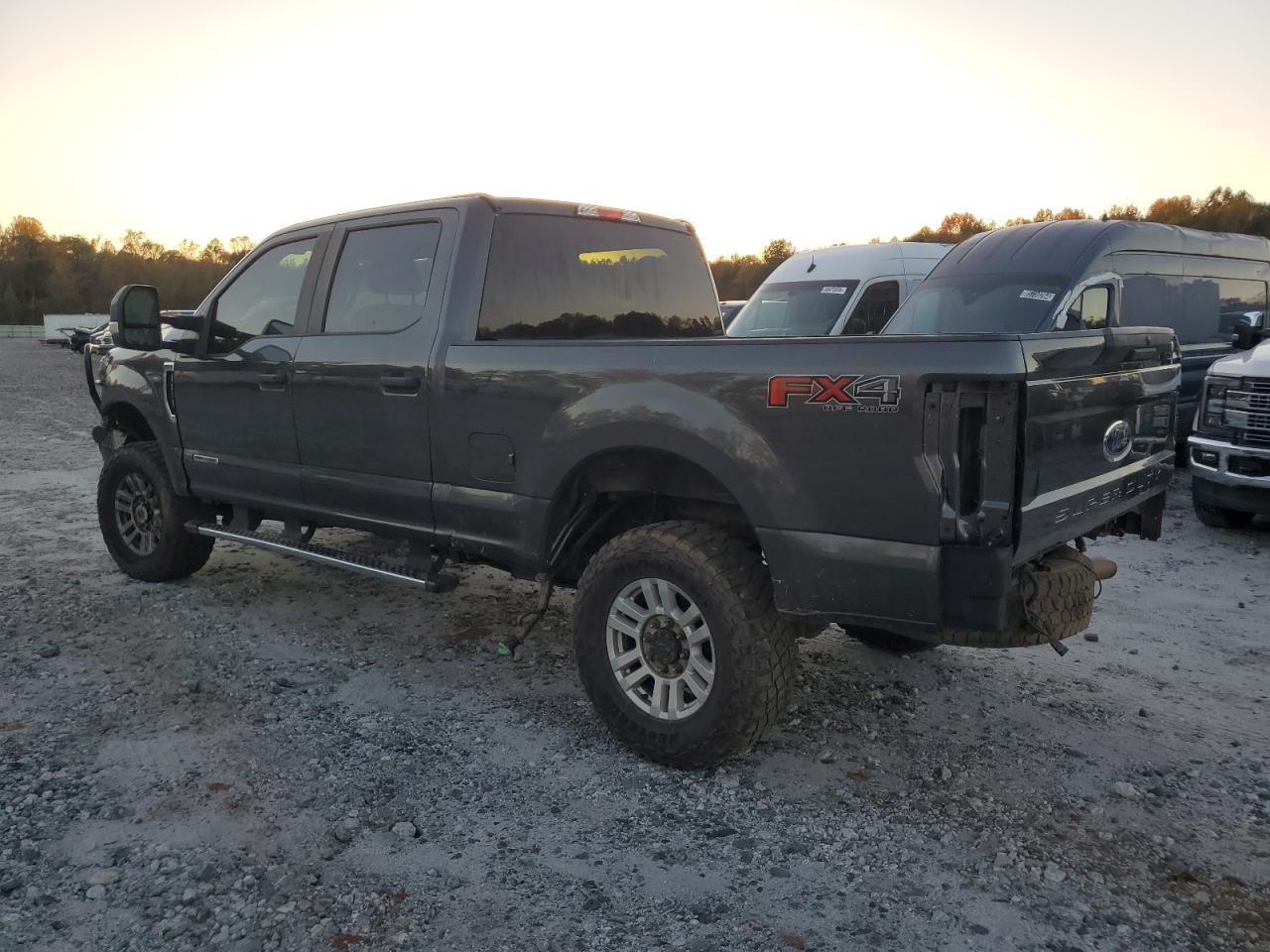 FORD F-250 SUPER DUTY