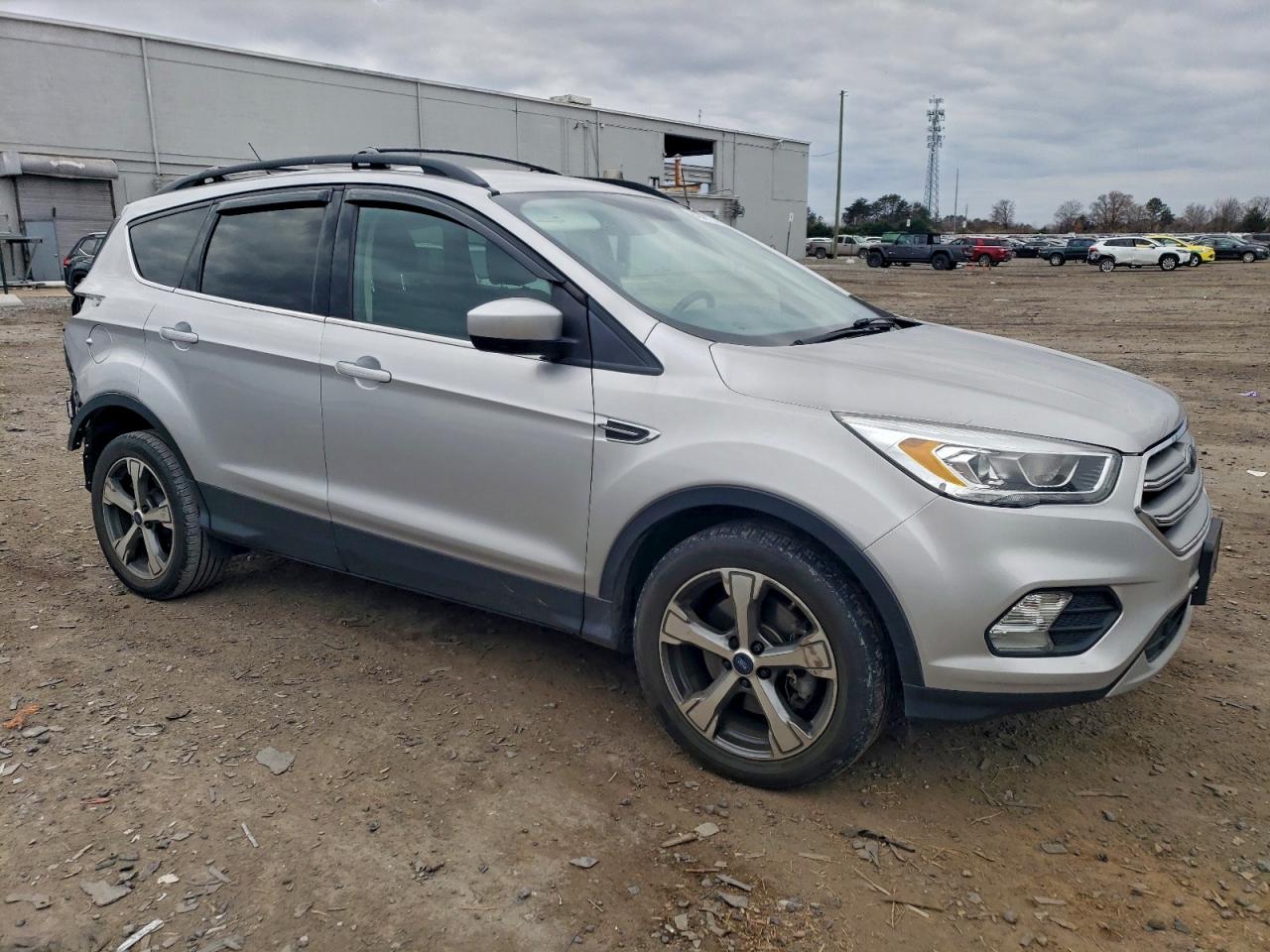 Lot #3301847461 2017 FORD ESCAPE SE