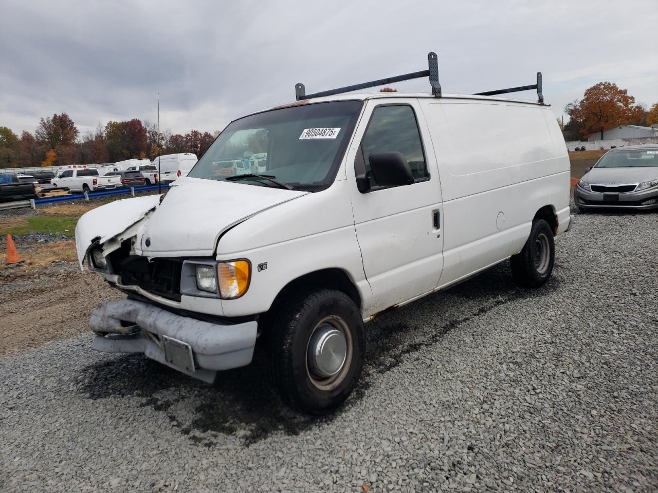 Lot #3302845906 2002 FORD E350