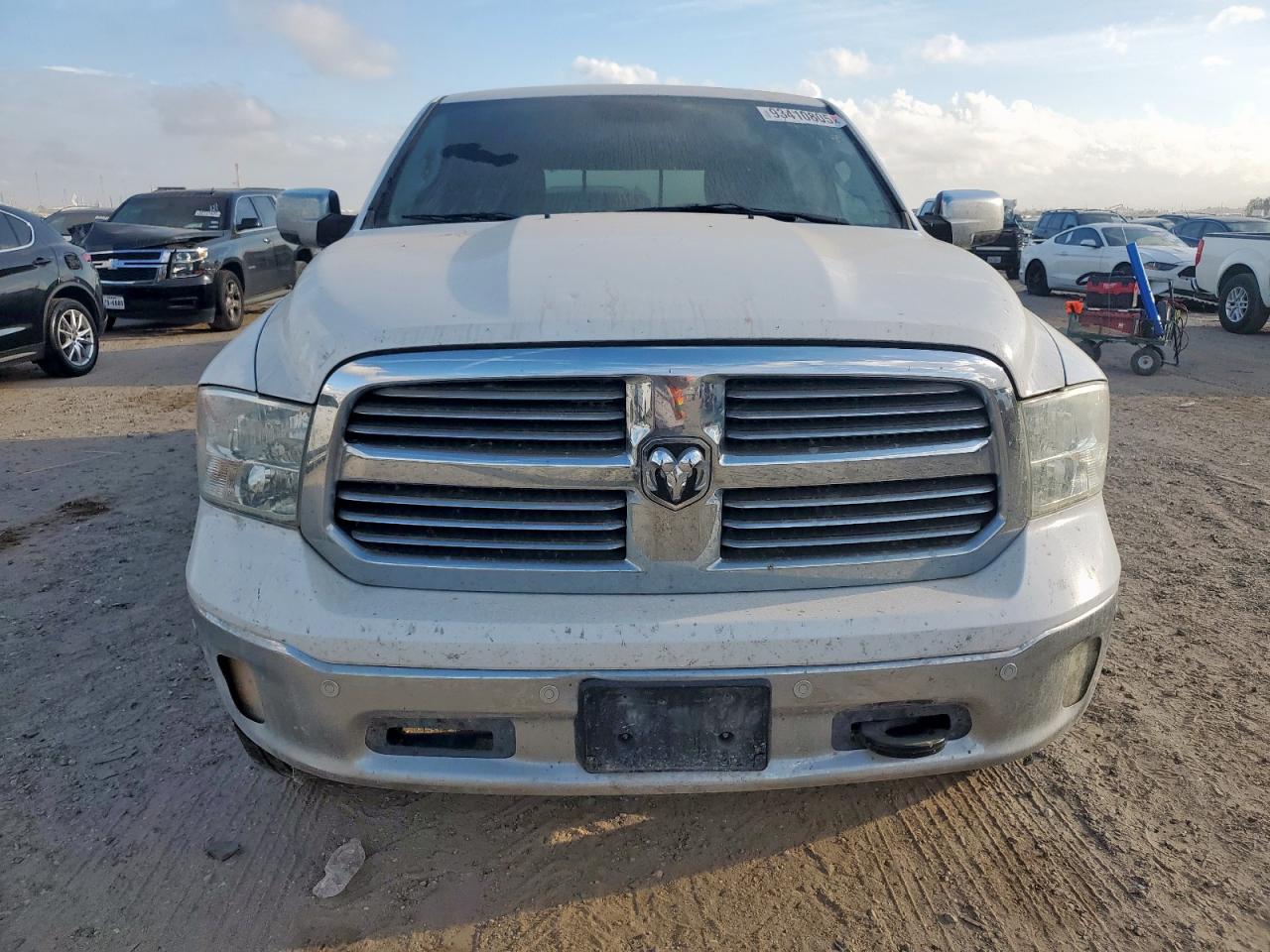 RAM 1500 SLT