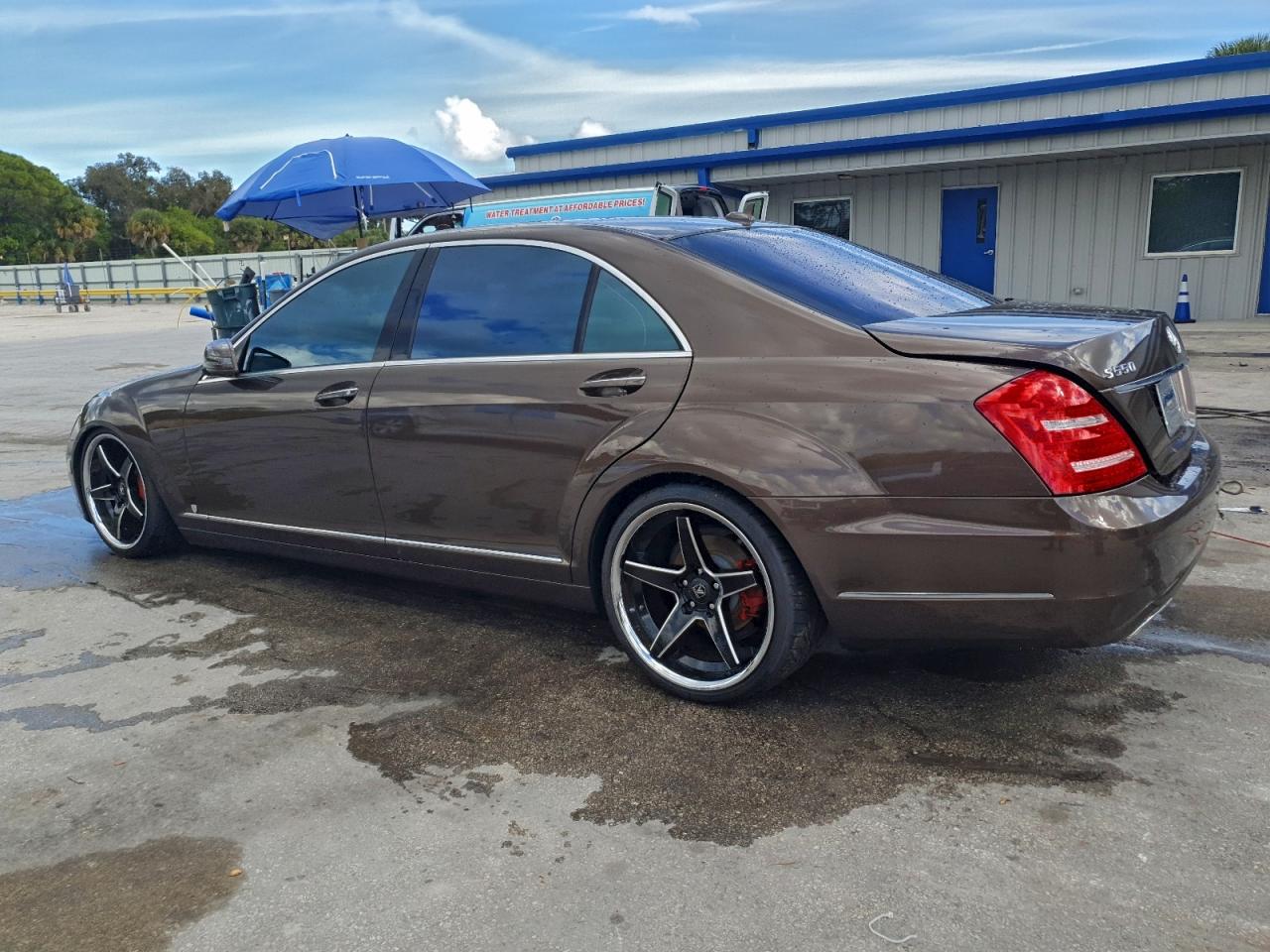 MERCEDES-BENZ S-CLASS 550