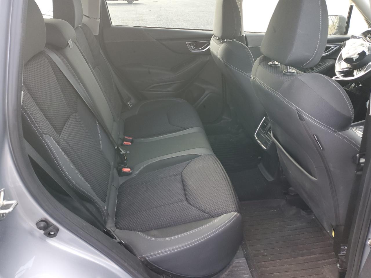 SUBARU FORESTER PREMIUM