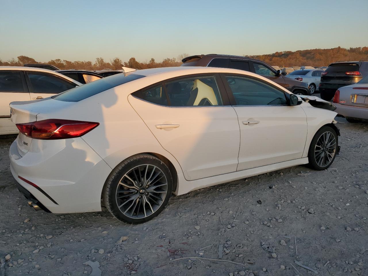 HYUNDAI ELANTRA SPORT