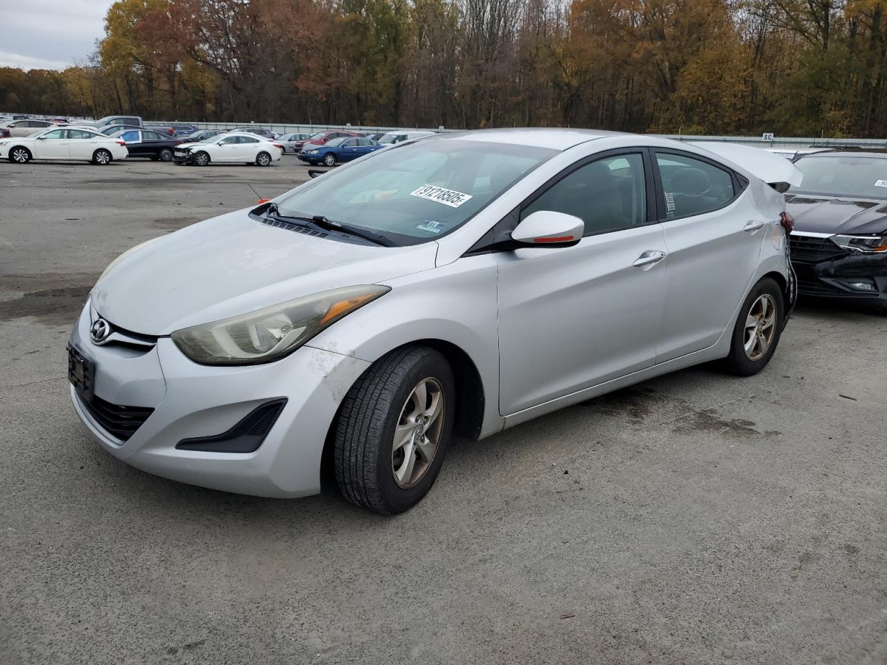 HYUNDAI ELANTRA SE