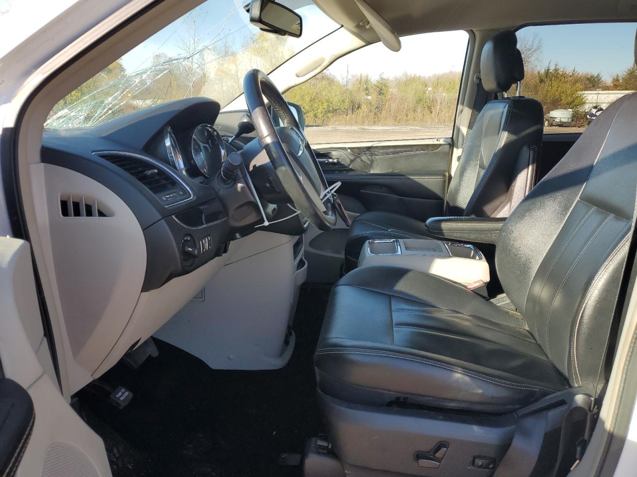 CHRYSLER TOWN & COUNTRY TOURING