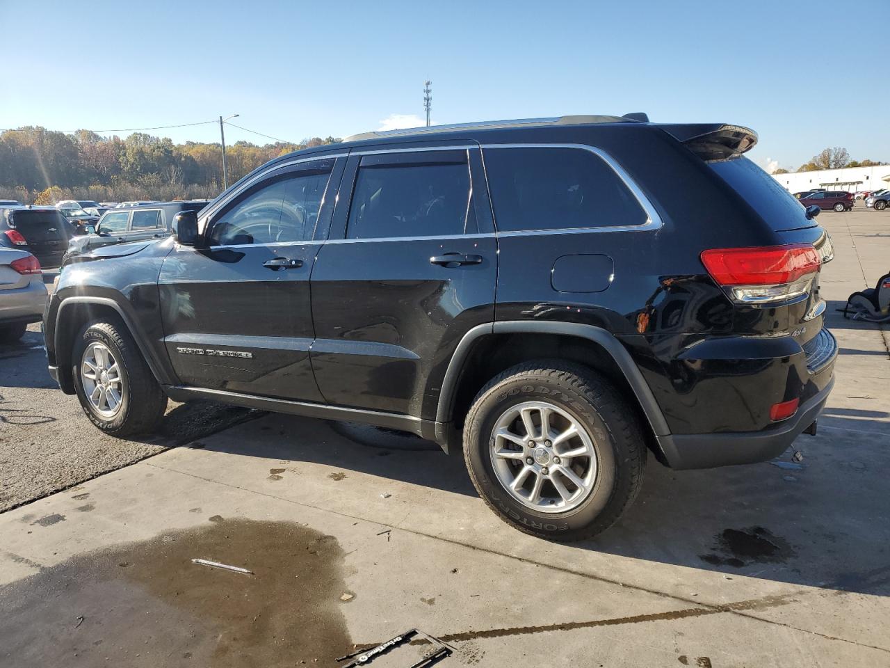 JEEP GRAND CHEROKEE LAREDO
