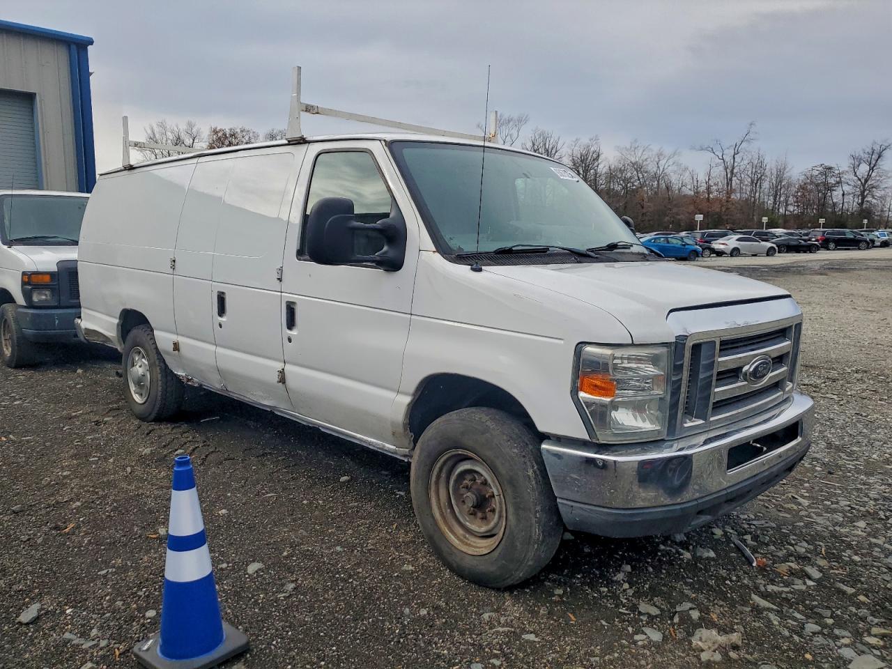 FORD ECONOLINE E150 VAN