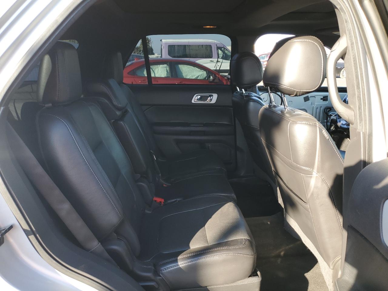 FORD EXPLORER LIMITED