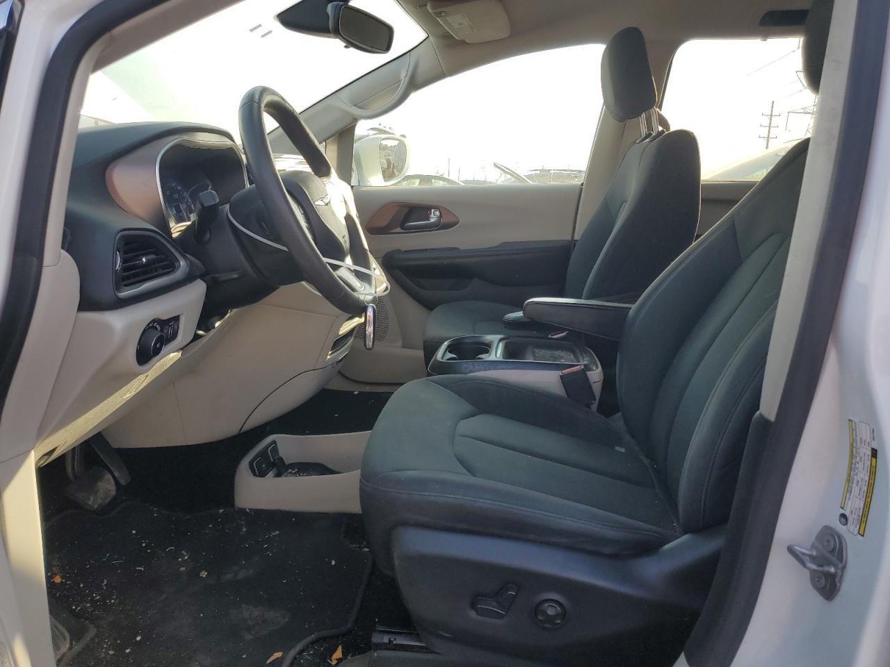 CHRYSLER PACIFICA TOURING PLUS