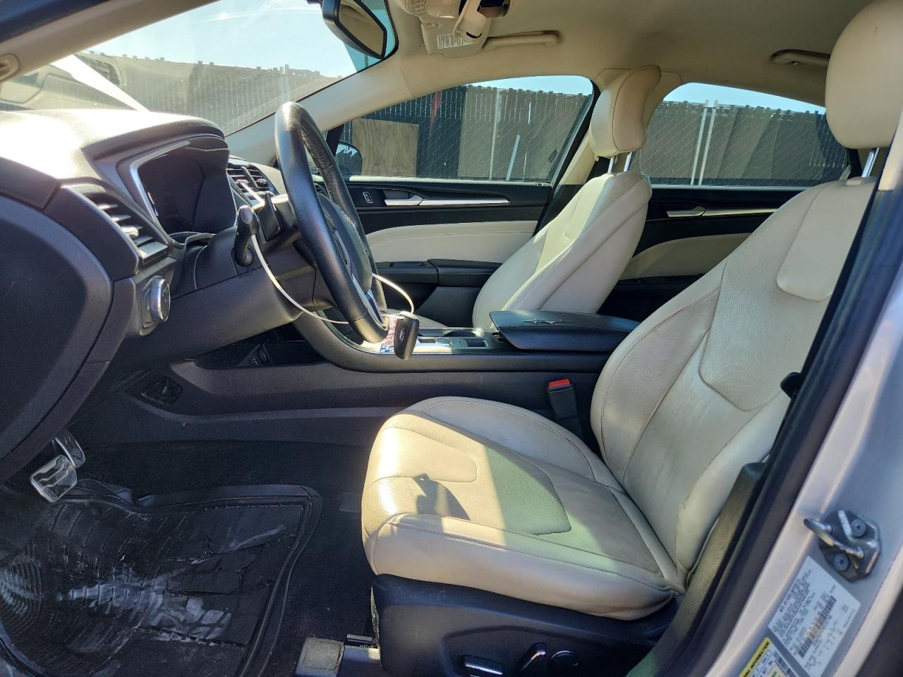 FORD FUSION TITANIUM