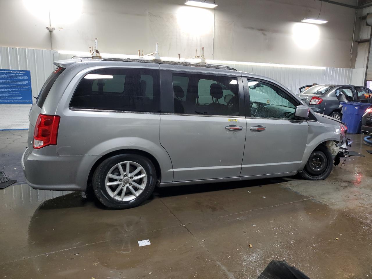 DODGE GRAND CARAVAN SXT
