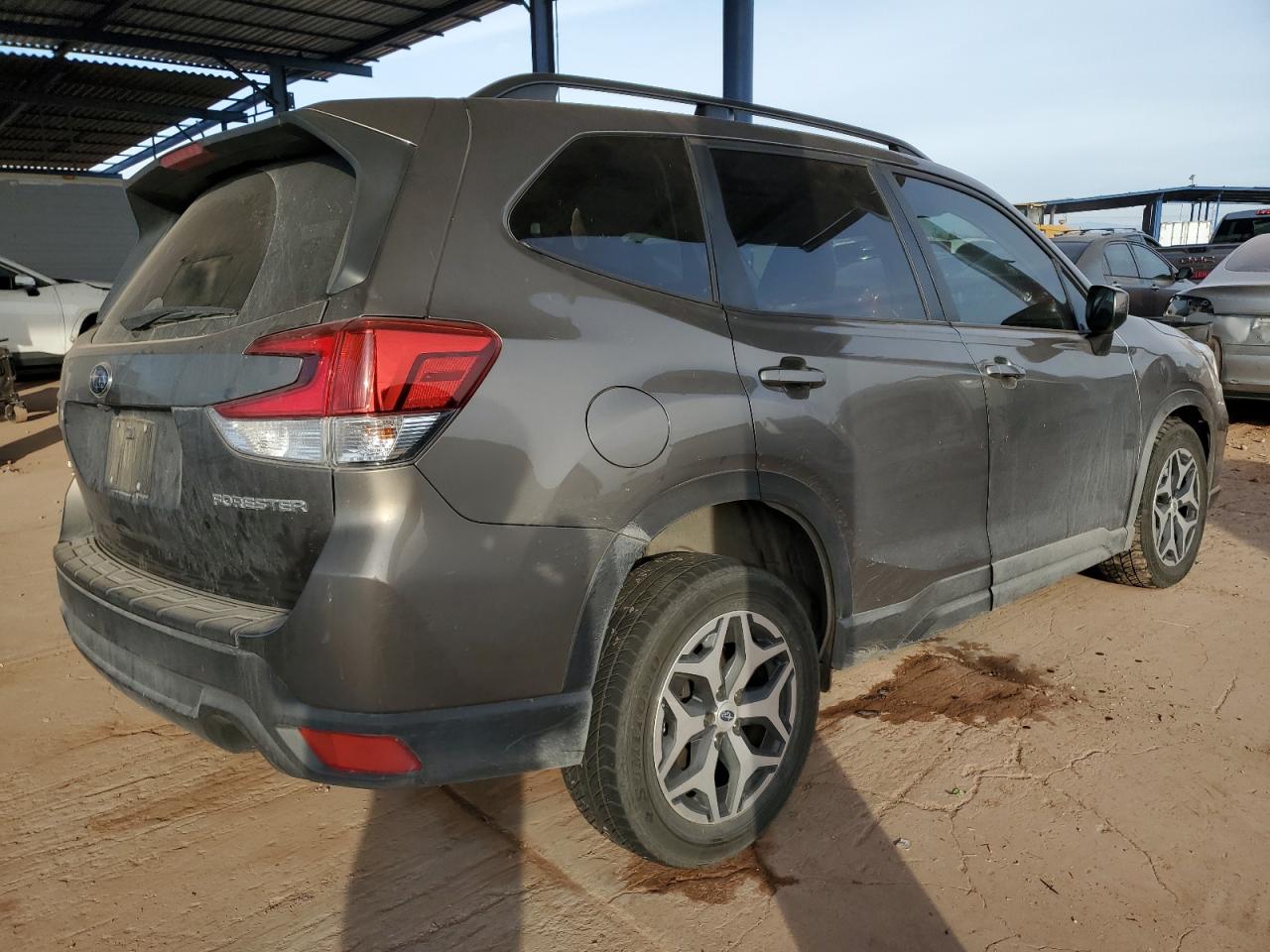 SUBARU FORESTER PREMIUM