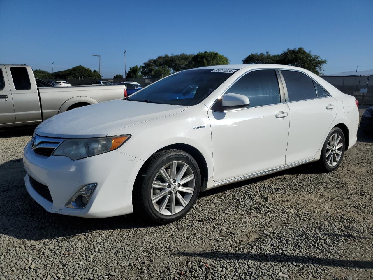 TOYOTA CAMRY HYBRID