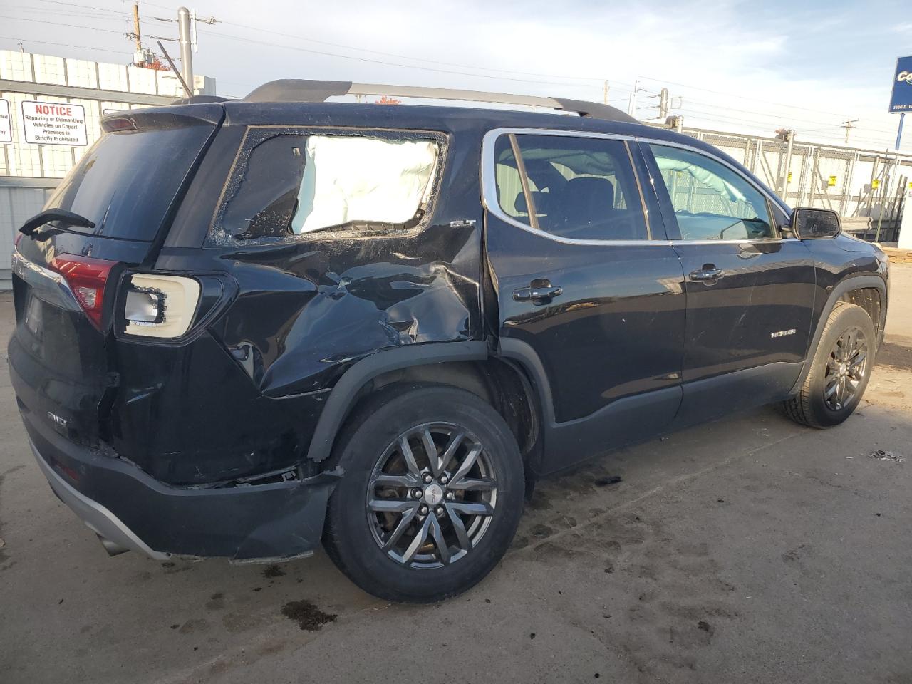 GMC ACADIA SLT-1