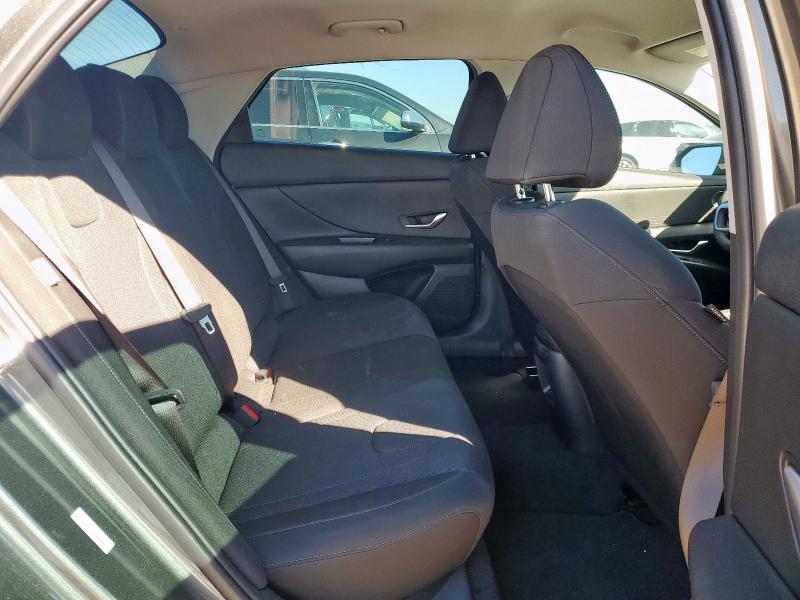 2025 HYUNDAI ELANTRA SE #3318021378