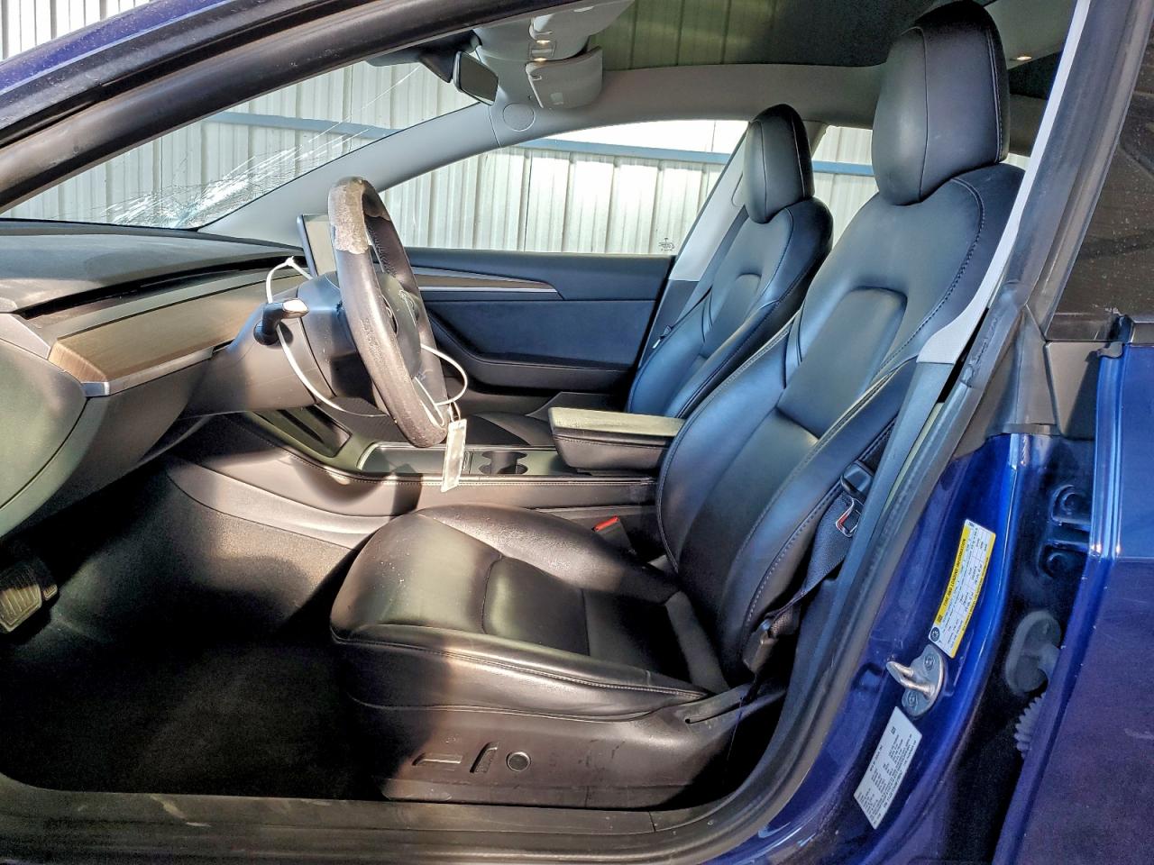 Lot #3304555438 2022 TESLA MODEL 3