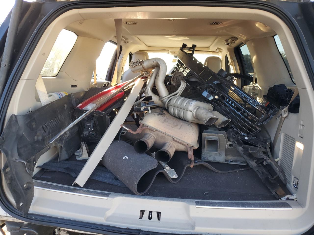 LINCOLN NAVIGATOR RESERVE