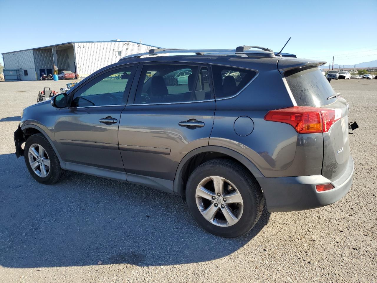 TOYOTA RAV4 XLE