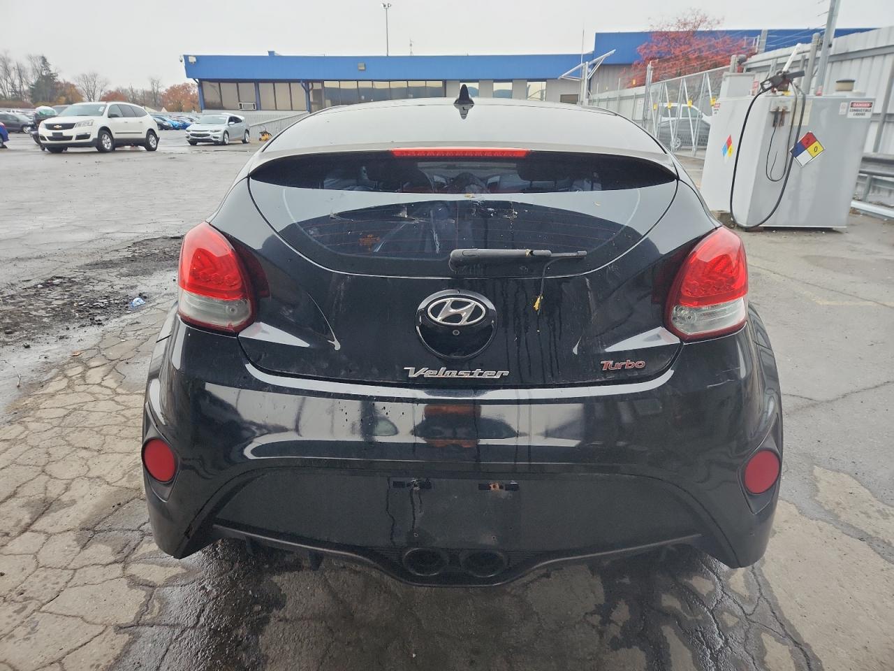 HYUNDAI VELOSTER TURBO