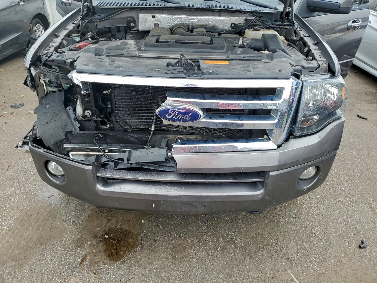 FORD EXPEDITION LIMITED