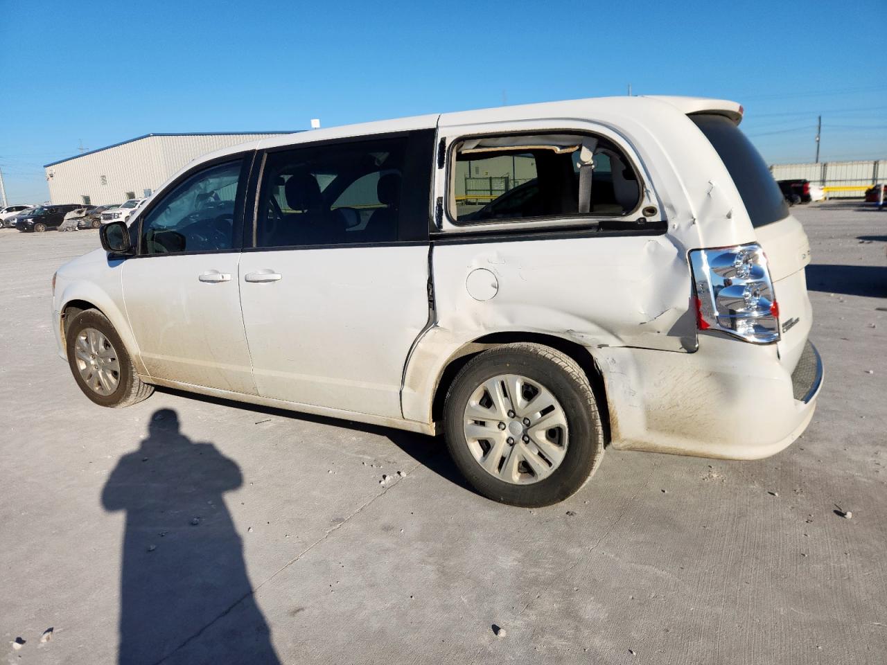 Lot #3305681765 2018 DODGE GRAND CARA