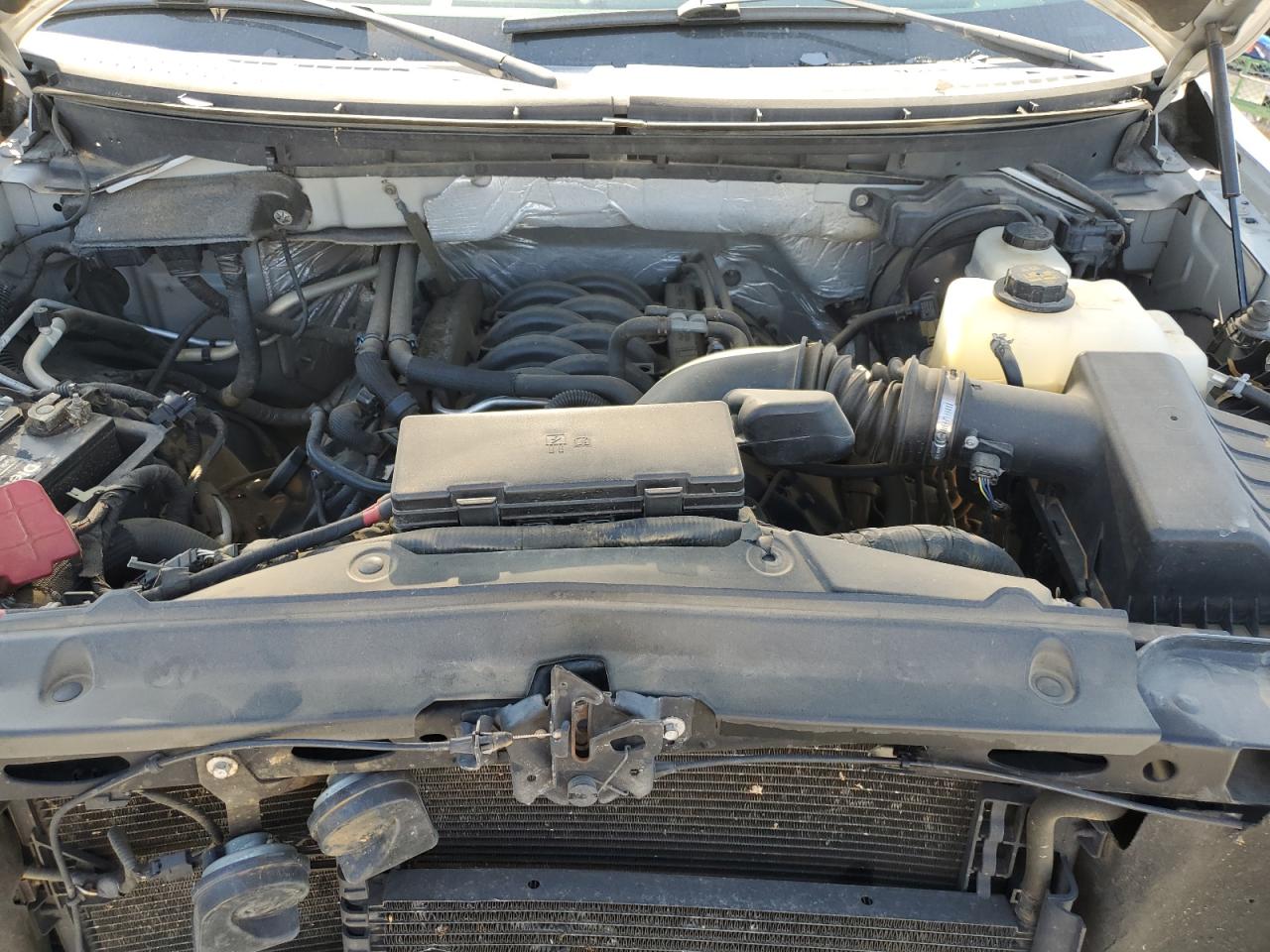 FORD F-150 SUPER CAB