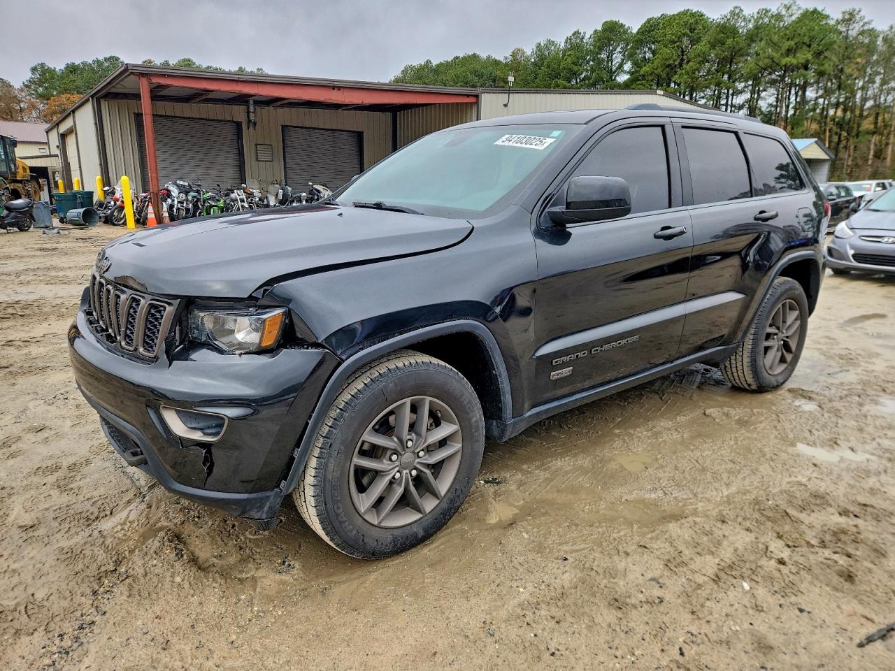 JEEP GRAND CHEROKEE LAREDO