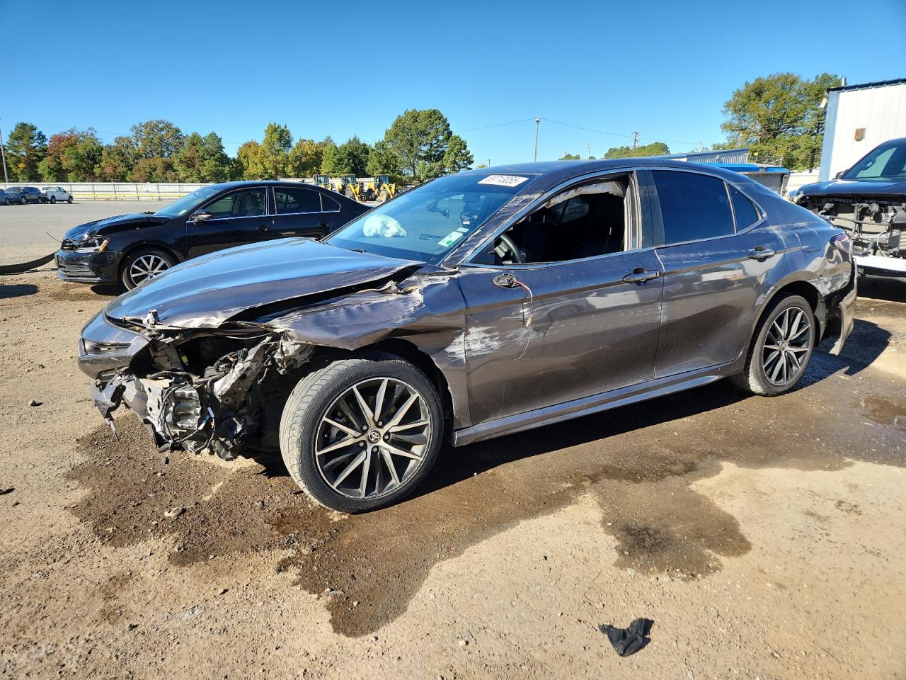 TOYOTA CAMRY SE NIGHT SHADE