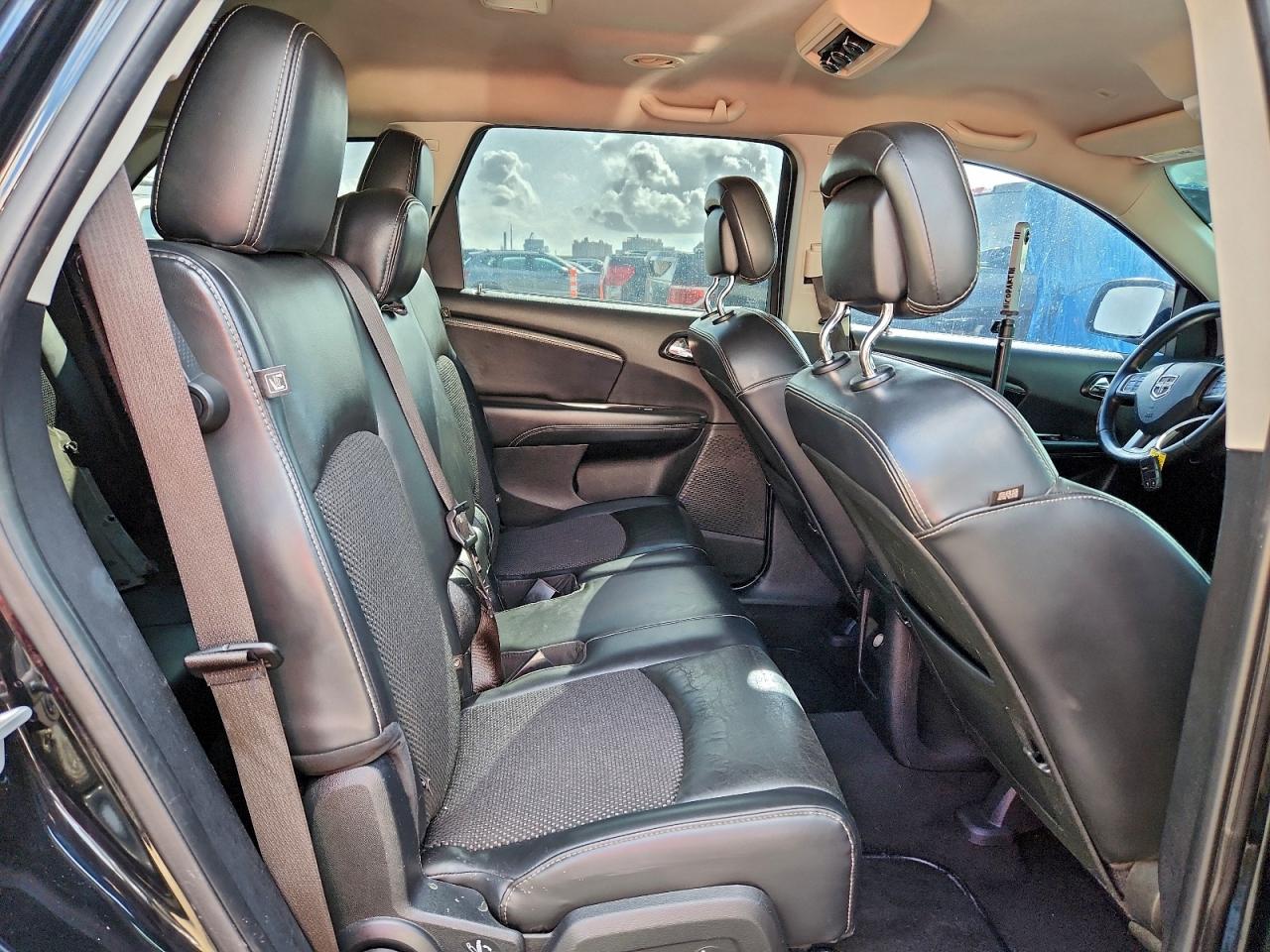 DODGE JOURNEY CROSSROAD