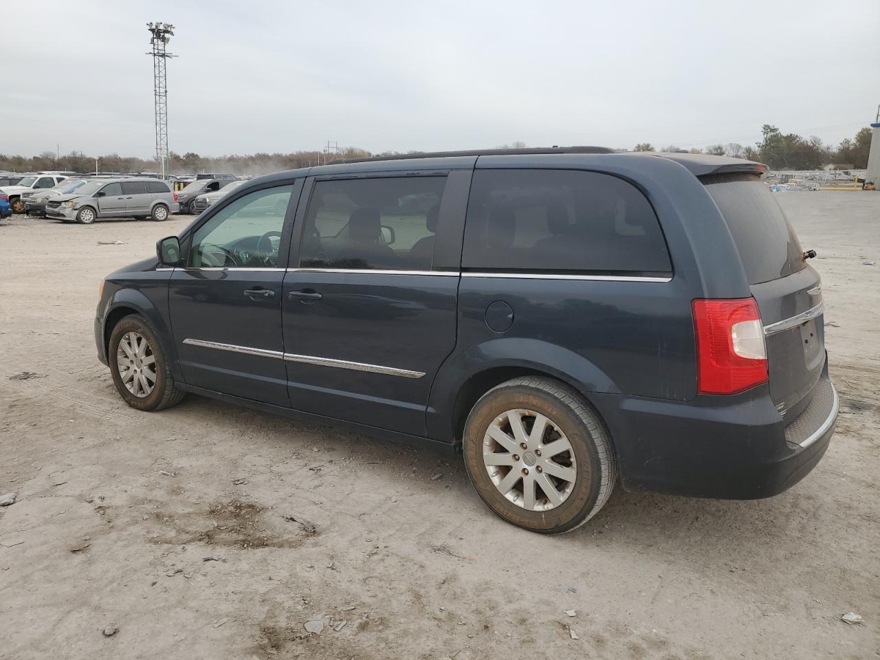 CHRYSLER TOWN & COUNTRY TOURING