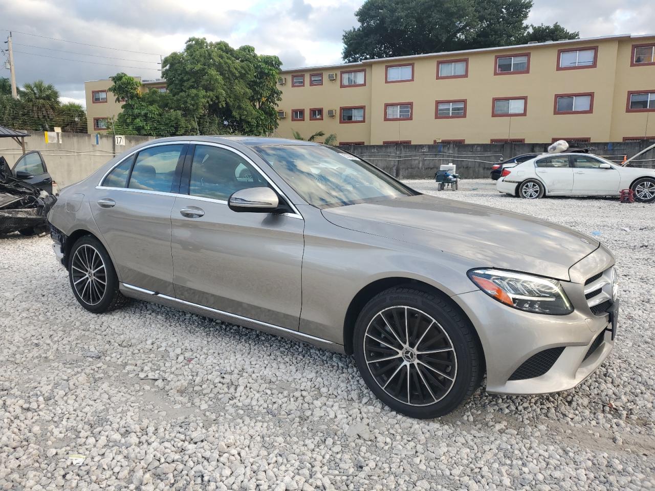 MERCEDES-BENZ C-CLASS 300 4MATIC