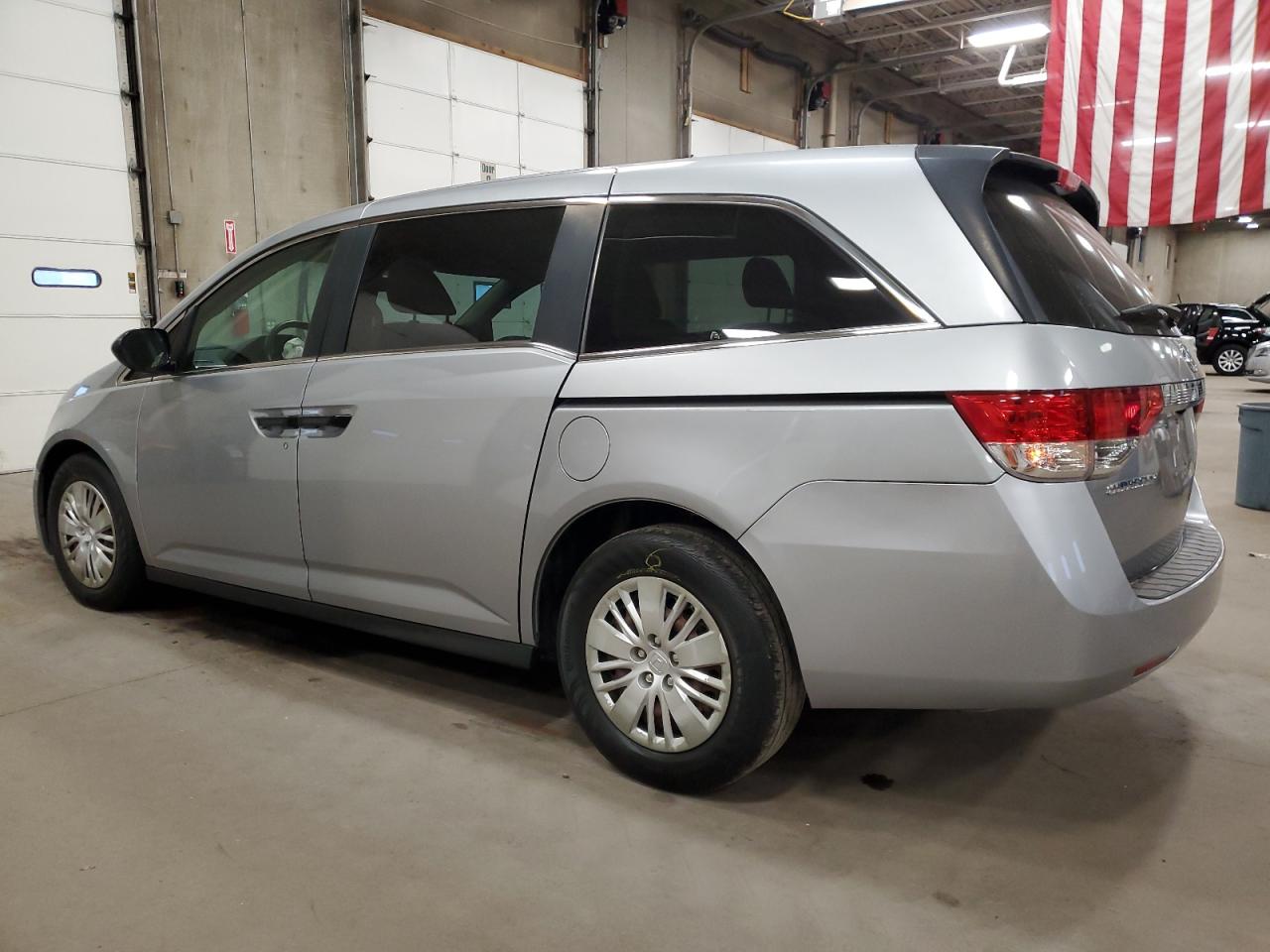 Lot #3311632250 2016 HONDA ODYSSEY LX