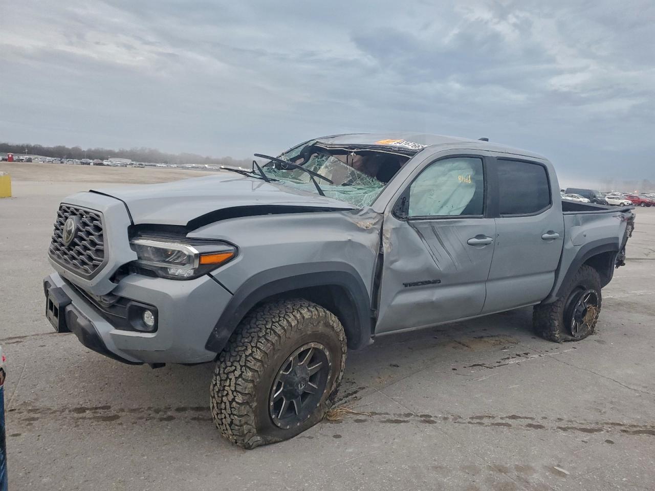 TOYOTA TACOMA DOUBLE CAB