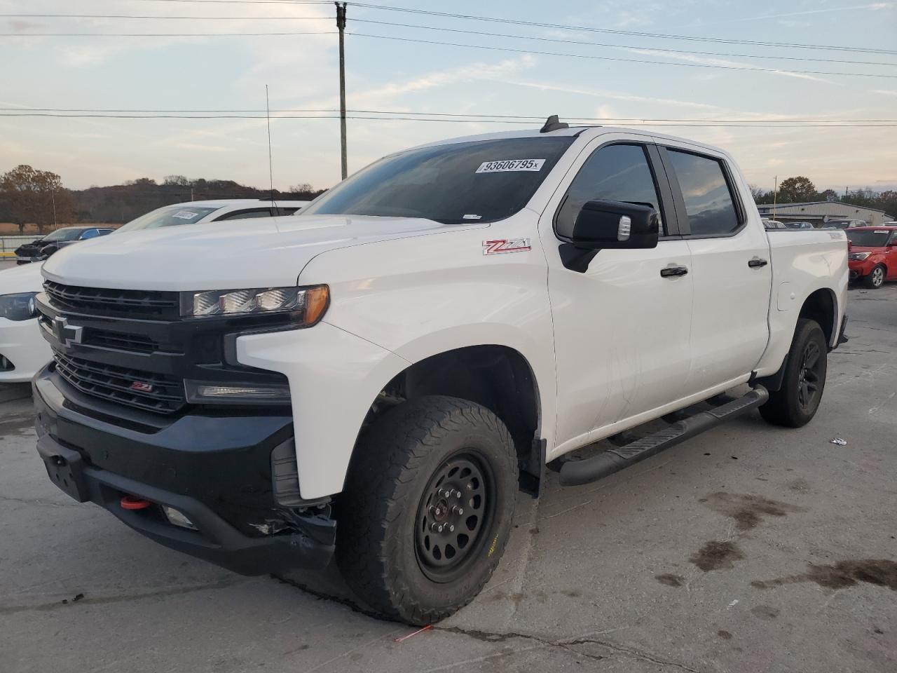 CHEVROLET SILVERADO K1500 LT TRAIL BOSS
