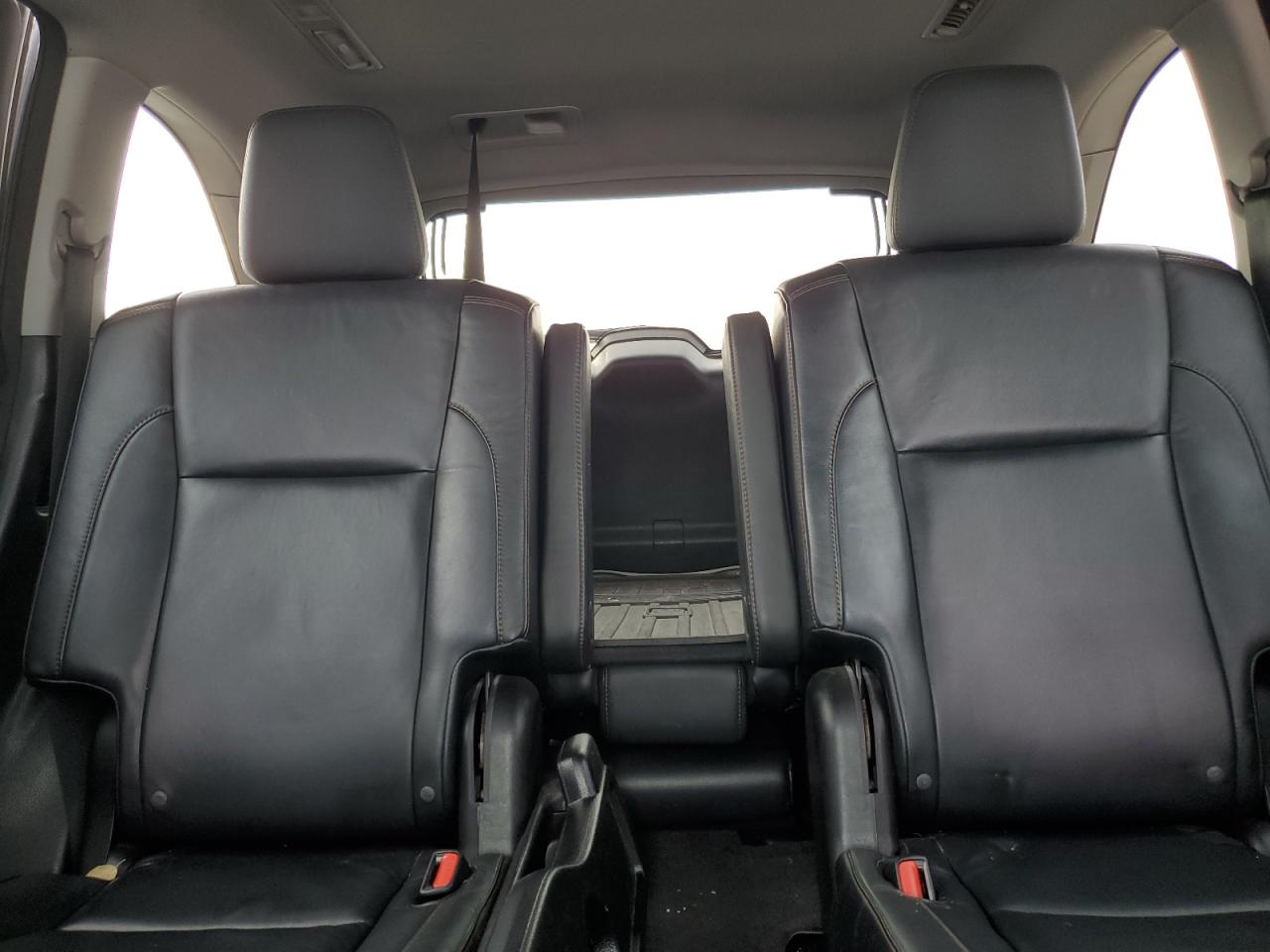 TOYOTA HIGHLANDER XLE