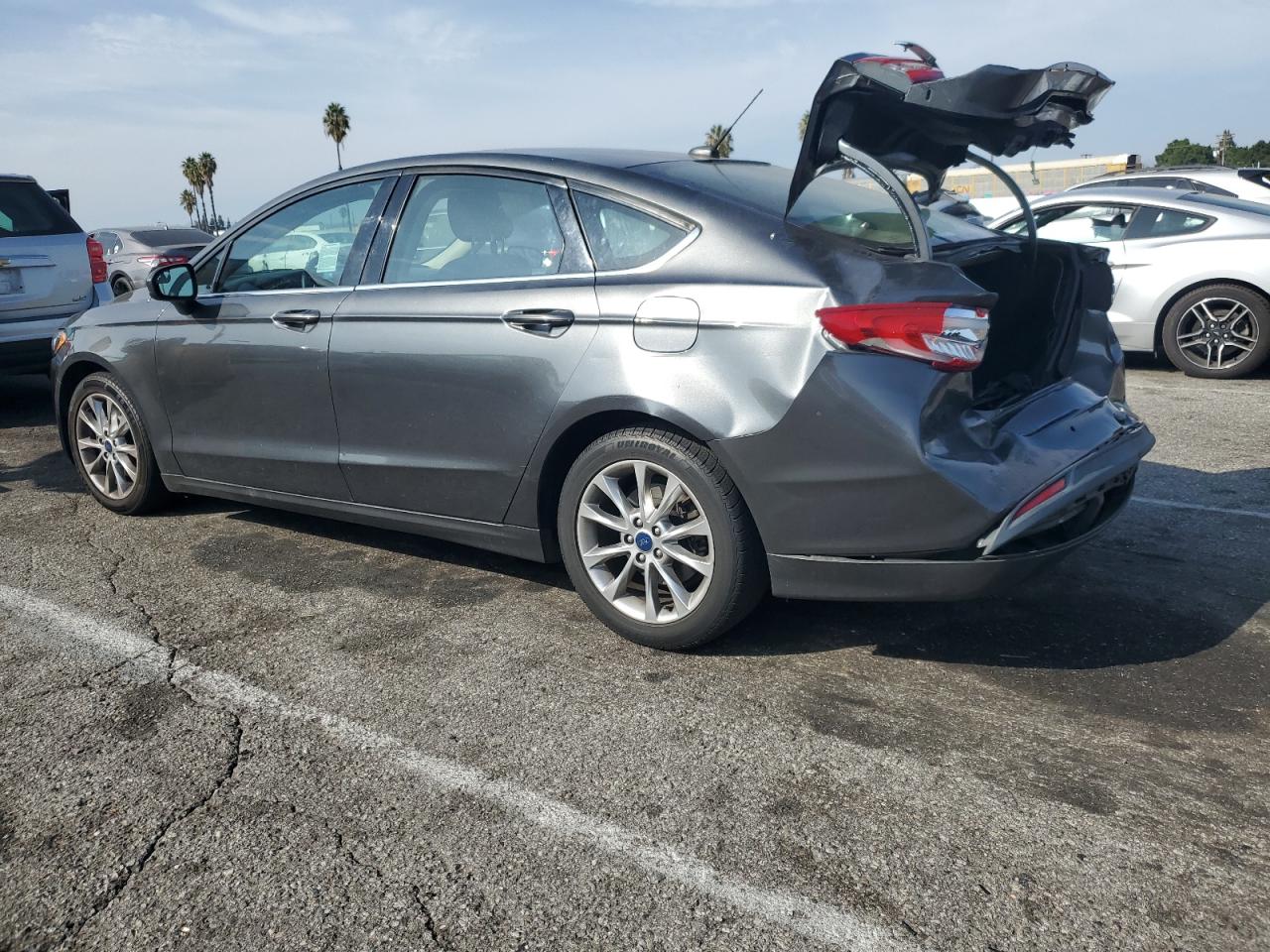 FORD FUSION SE