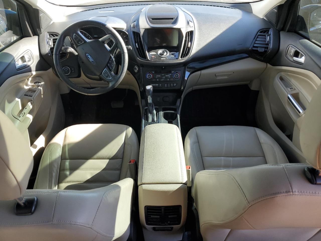 FORD ESCAPE TITANIUM