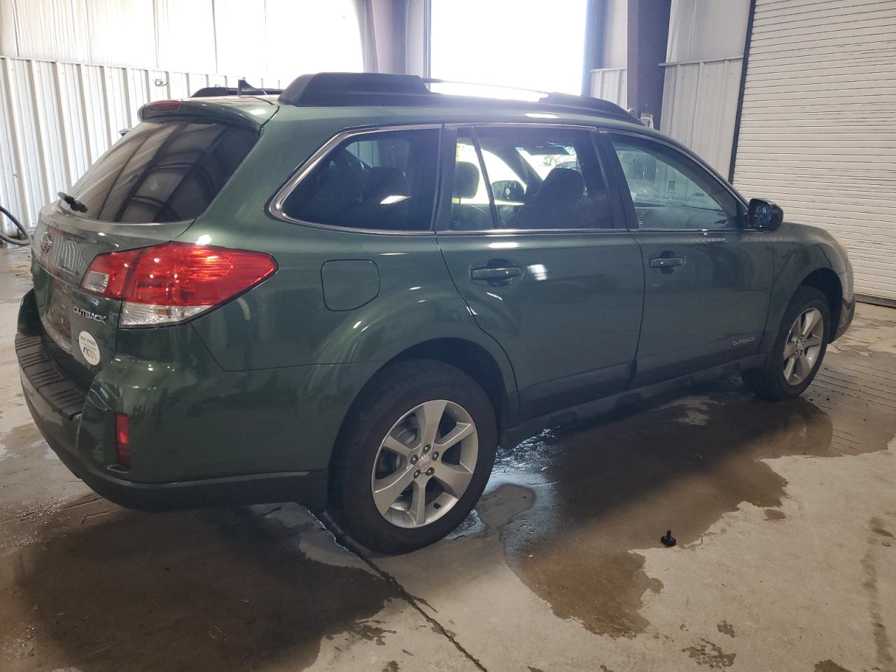 Lot #3311722232 2014 SUBARU OUTBACK 2.
