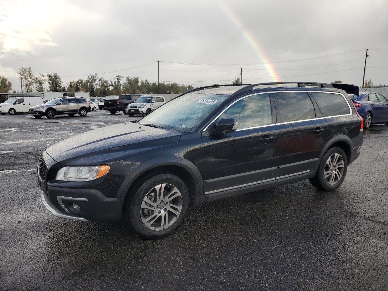 Lot #3292611593 2014 VOLVO XC70 3.2