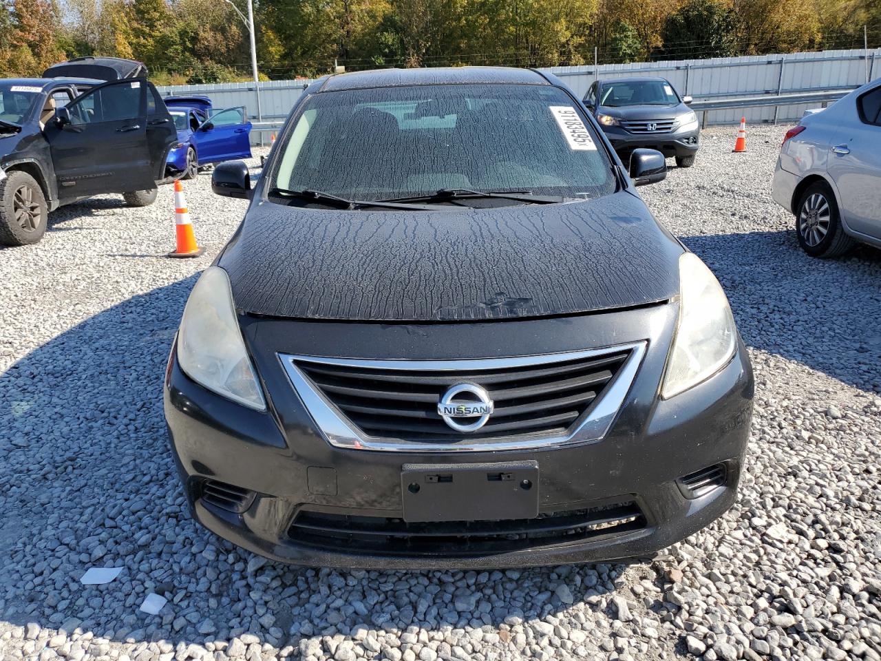 NISSAN VERSA S