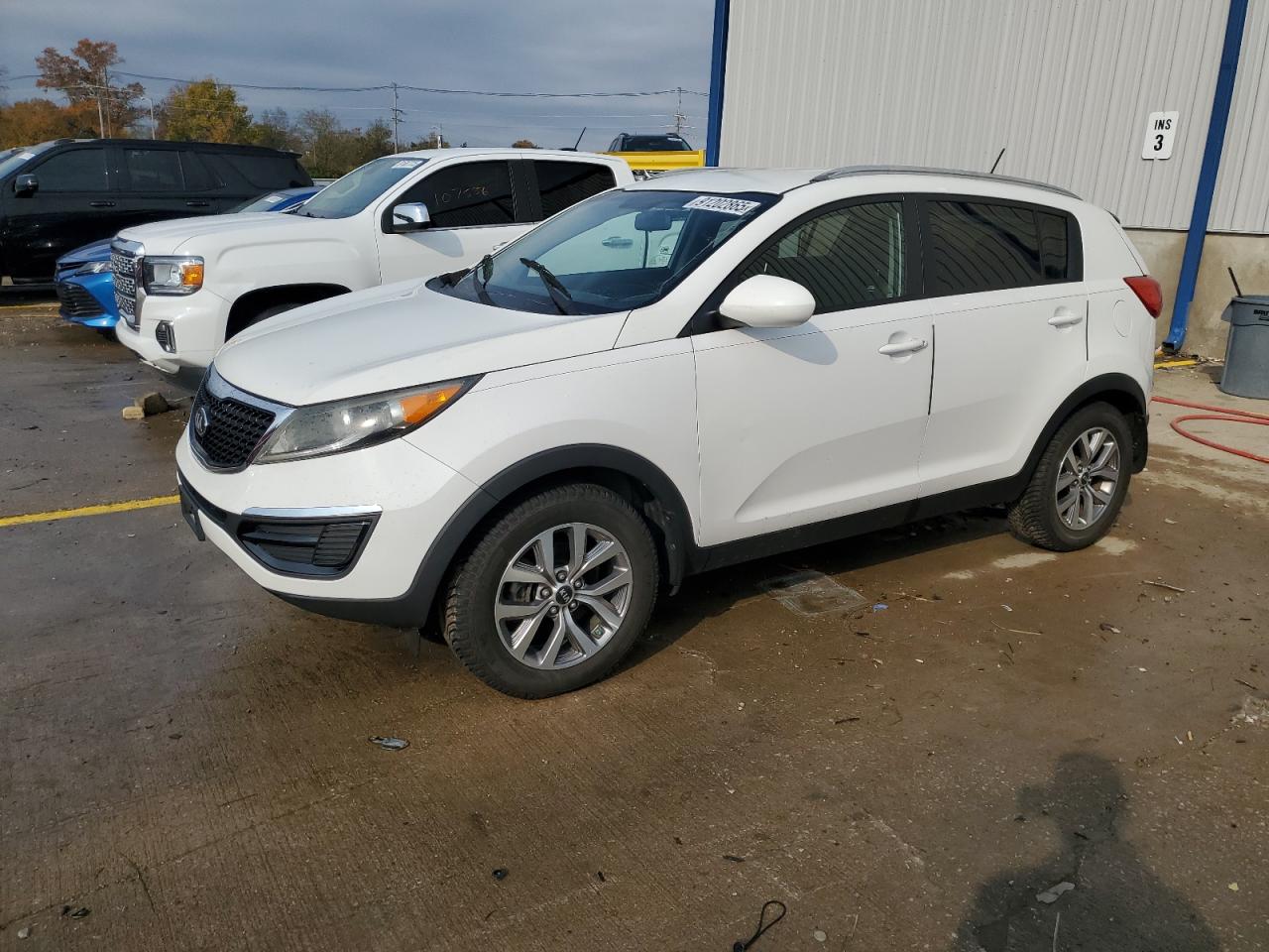 KIA SPORTAGE LX