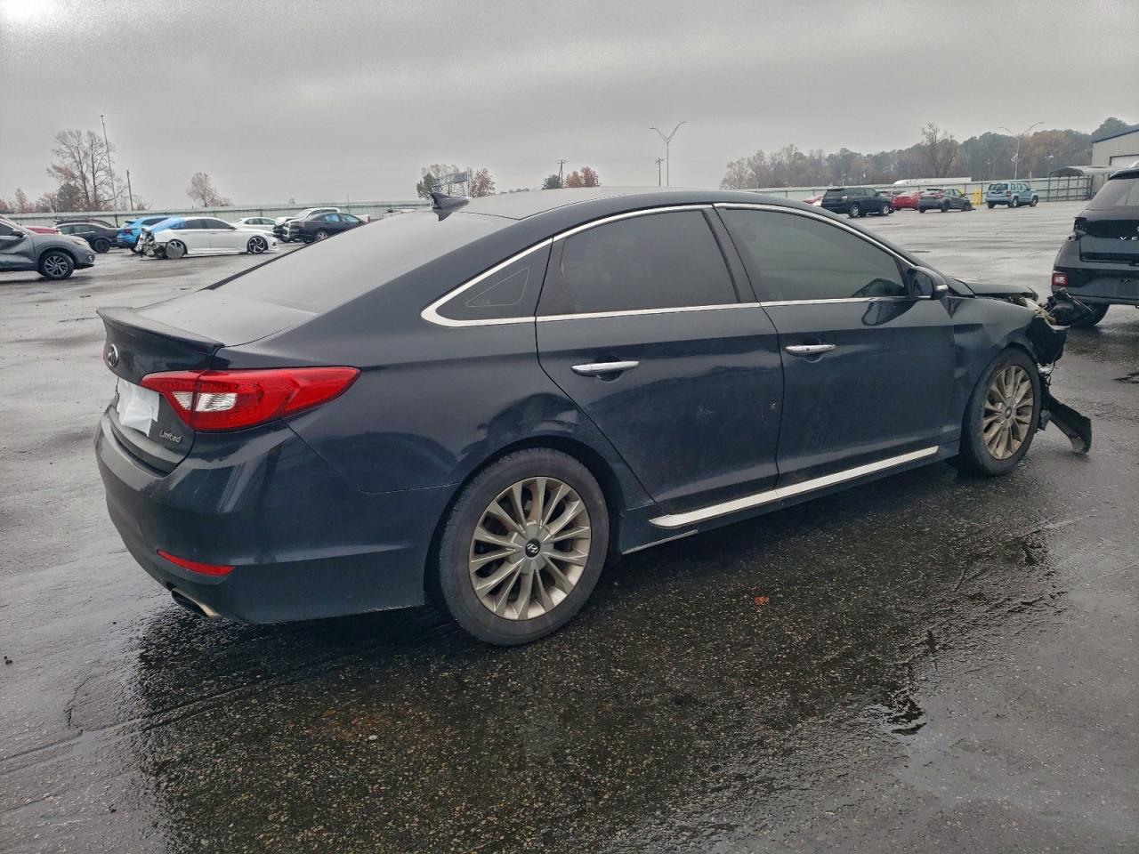 HYUNDAI SONATA SPORT