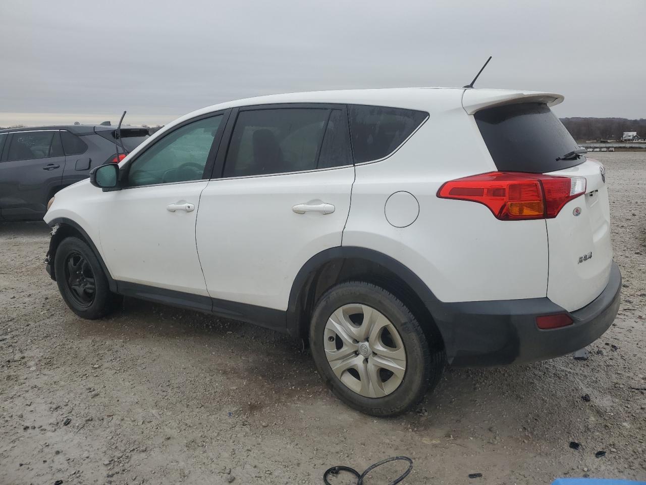 TOYOTA RAV4 LE