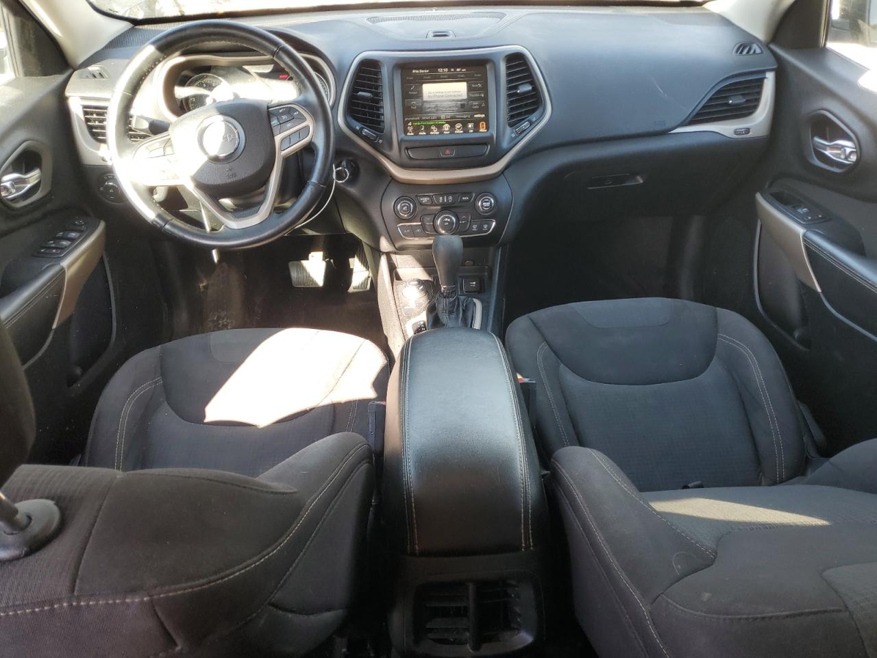 JEEP GRAND CHEROKEE LATITUDE