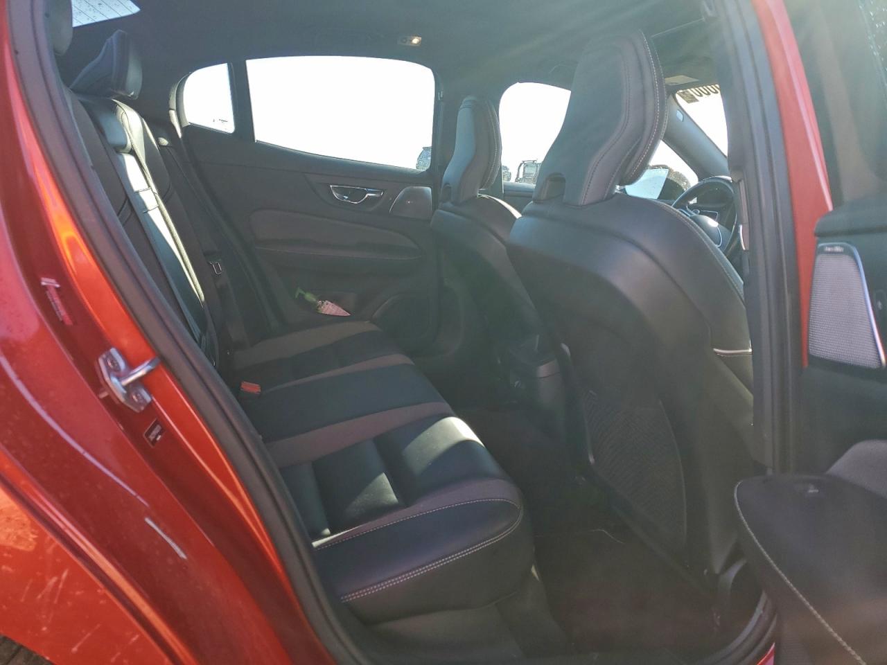 VOLVO S60 T6 R-DESIGN