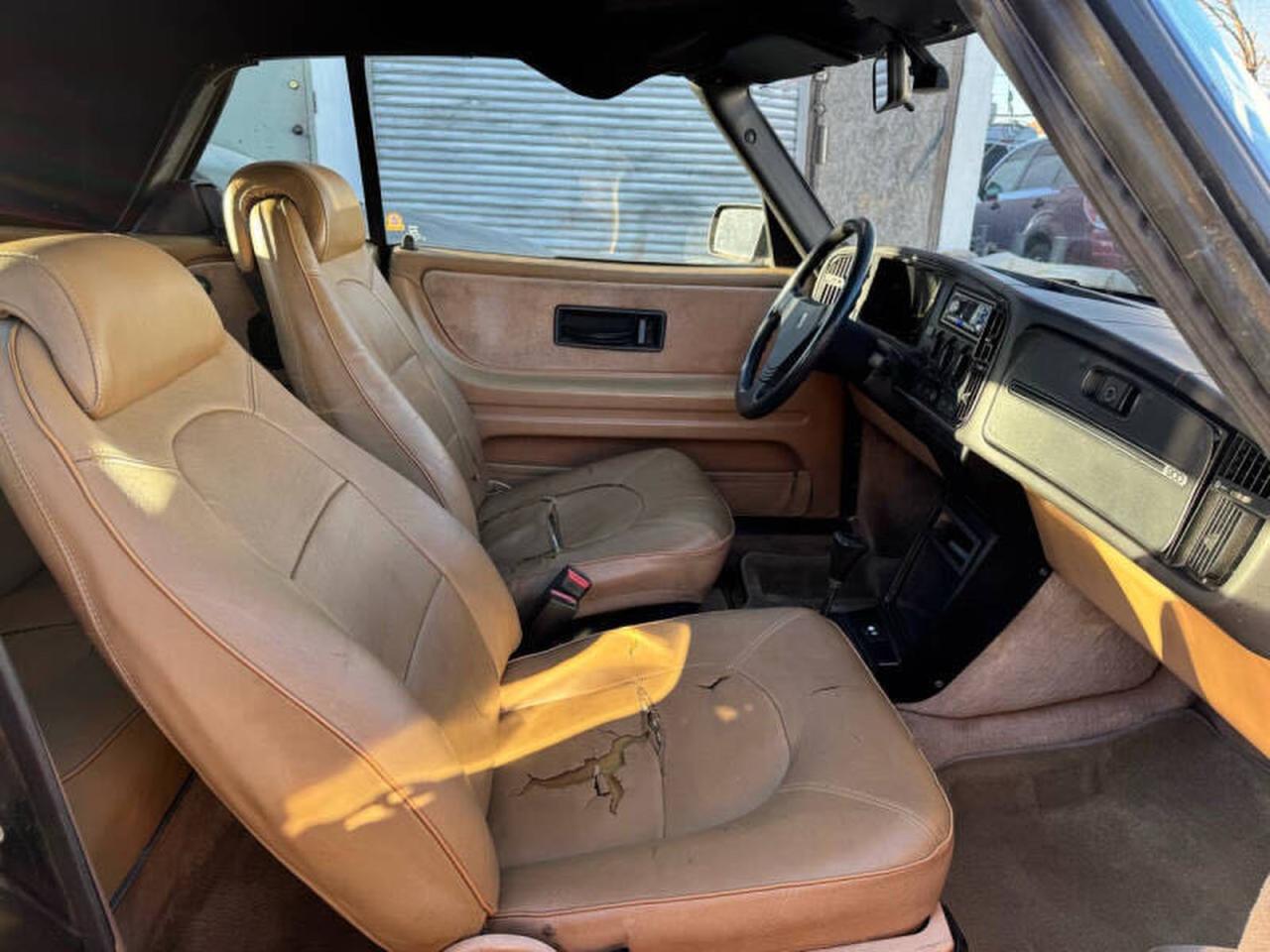 Lot #3278558064 1988 SAAB 900